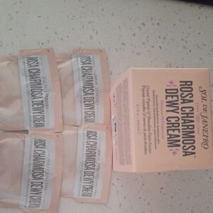 Sol de Janeiro Rosa Charmosa Cream with Pink Packaging